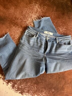 Hollister jeans size 9S